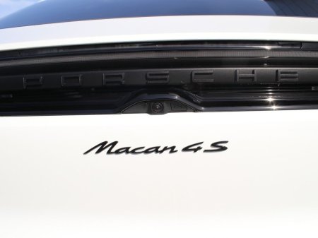 2026 Porsche Macan - photo 23