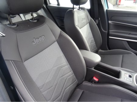 2025 Jeep Avenger - photo 11