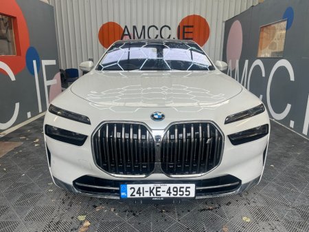 2024 BMW i7 - photo 2