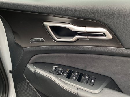 2025 Kia Sportage - photo 17