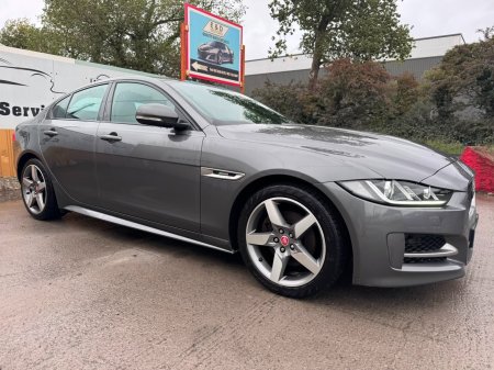 2017 Jaguar XE - photo 3