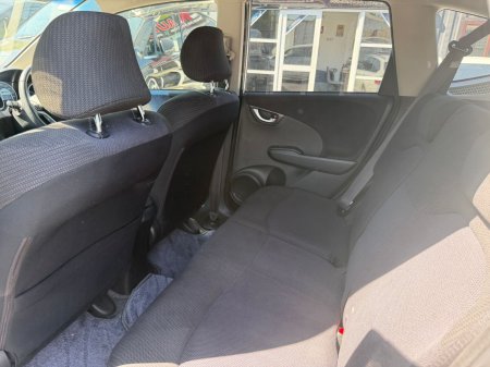 2011 Honda Fit - photo 17