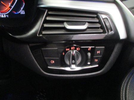 2023 BMW 5-Series - photo 25