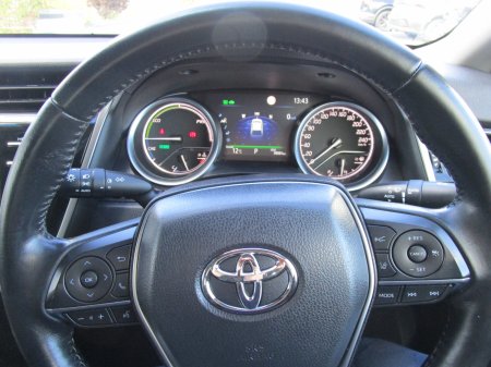 2020 Toyota Camry - photo 16