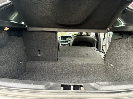 2018 Volvo V40 - photo 25