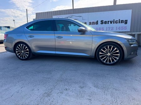 2018 Skoda Superb - photo 6