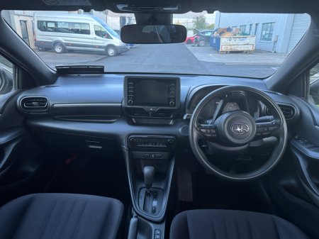 2020 Toyota Yaris - photo 16