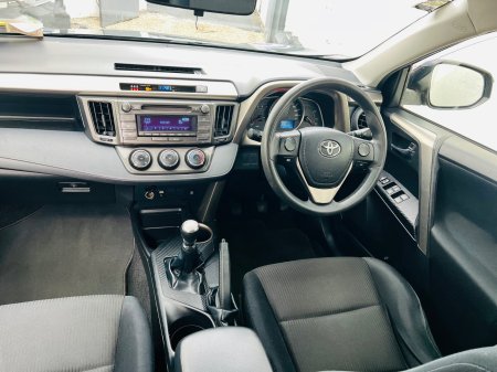 2014 Toyota RAV4 - photo 6
