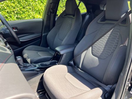 2025 Toyota Corolla - photo 6