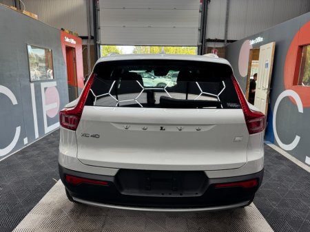 2021 Volvo XC40 - photo 4