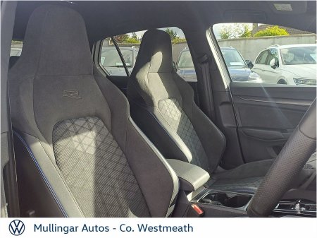 2026 Volkswagen Golf - photo 8