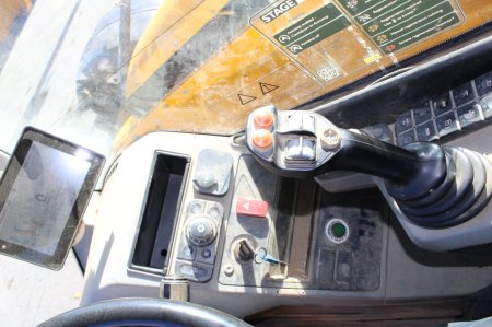 0 JCB  - photo 9