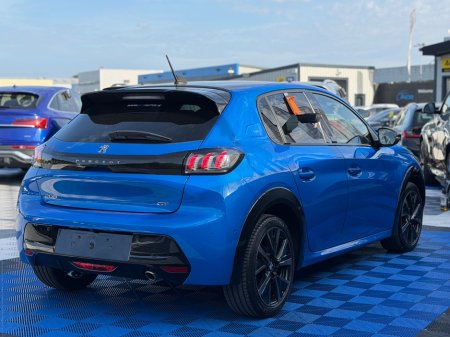 2021 Peugeot 208 - photo 7