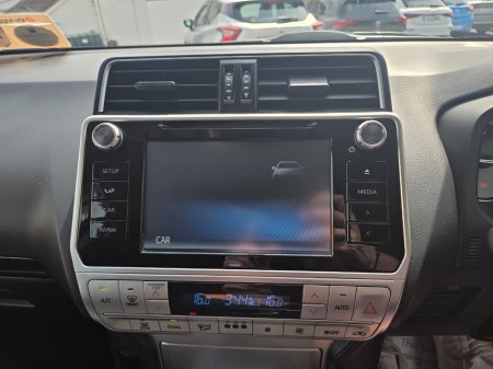 2020 Toyota Land Cruiser - photo 15