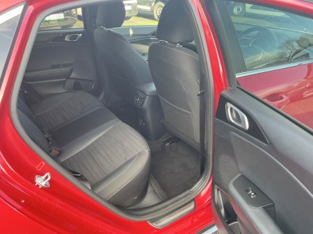 2025 Kia Ceed - photo 14