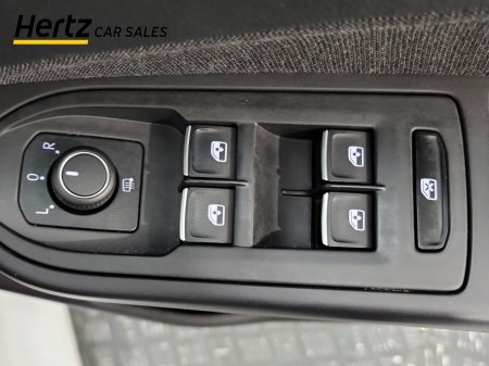 2023 Volkswagen Golf - photo 18