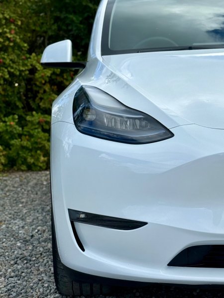 2023 Tesla Model Y - photo 6
