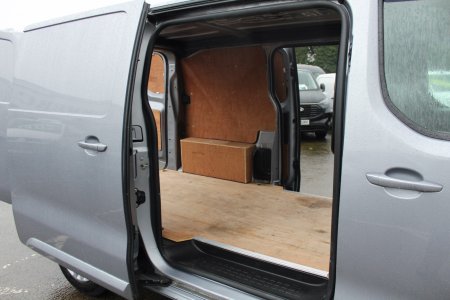 2022 Vauxhall Vivaro - photo 20