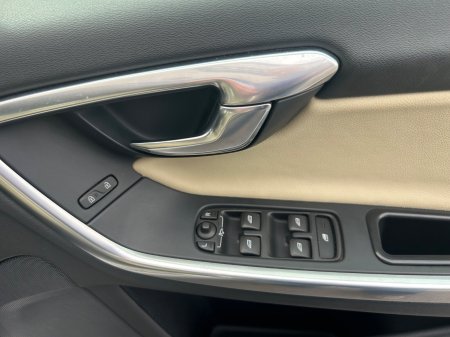 2018 Volvo V60 - photo 14