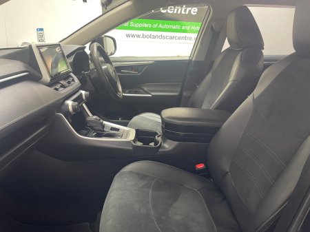 2020 Toyota RAV4 - photo 13