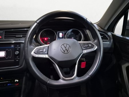 2022 Volkswagen Tiguan - photo 14
