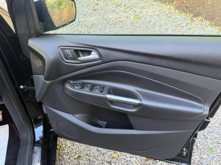 2019 Ford Kuga - photo 24
