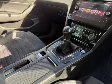 2018 Volkswagen Passat - photo 12