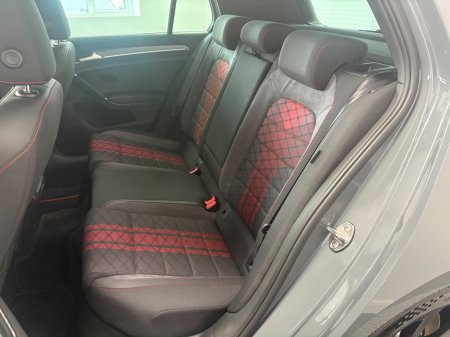 2020 Volkswagen Golf - photo 11