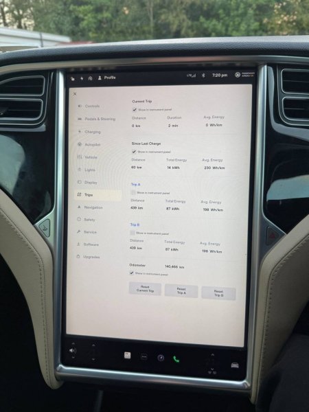 2015 Tesla Model S - photo 47