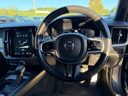 2018 Volvo S90 - photo 14