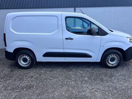 2023 Citroen Berlingo - photo 12