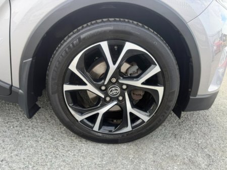 2019 Toyota C-HR - photo 32