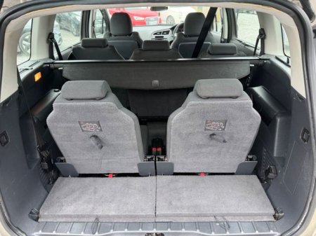 2015 Peugeot 5008 - photo 12