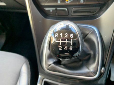 2020 Ford Kuga - photo 21