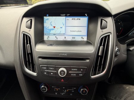 2018 Ford Focus - photo 15