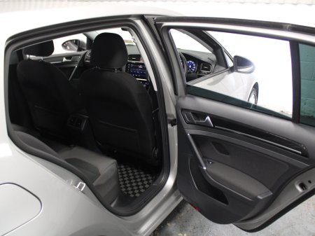2018 Volkswagen Golf - photo 27