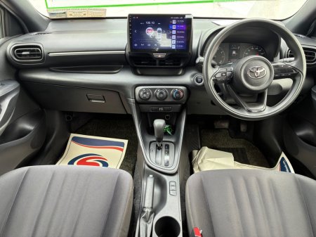 2021 Toyota Yaris - photo 12