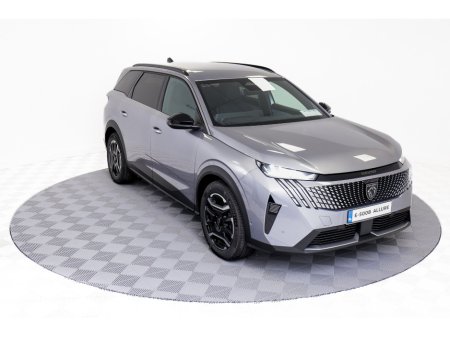2026 Peugeot 5008 *Demo Model* E-Allure 72kWh 210HP - 7 Seats