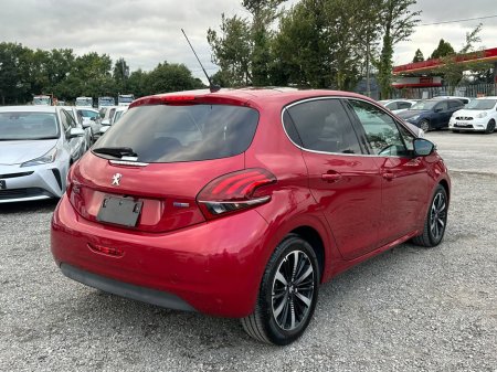 2017 Peugeot 208 - photo 6