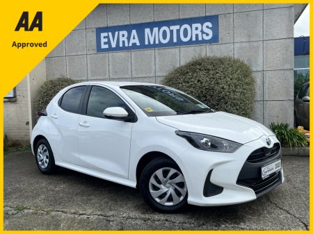 2023 Toyota Yaris X HYBRID AUTOMATIC 1.5 PETROL //REVERSE CAMERA//ADAPTIVE CRUISE CONTROL//