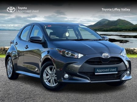 2026 Toyota Yaris Yaris HEV LUNA