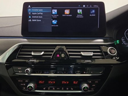 2022 BMW 5-Series - photo 19