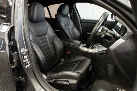 2022 BMW 3-Series - photo 10