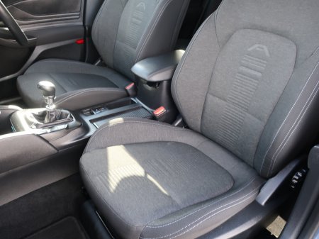 2021 Ford Focus - photo 11
