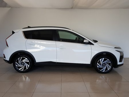 2024 Hyundai Bayon - photo 2