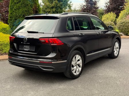 2023 Volkswagen Tiguan - photo 7