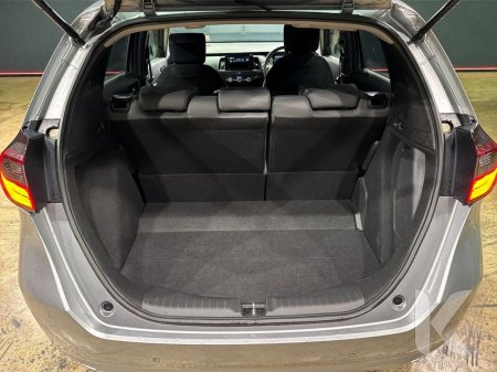 2021 Honda Fit - photo 12