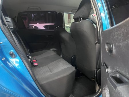 2014 Toyota Yaris - photo 10