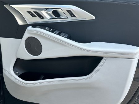 2026 BMW XM - photo 20