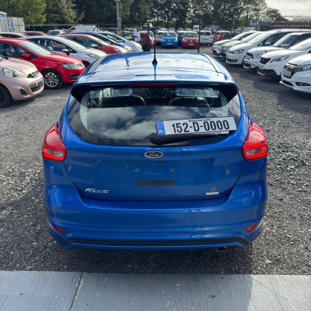 2015 Ford Focus - photo 4